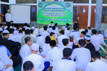KEUTAMAAN MASUK PONDOK PESANTREN INSAN MANDIRI CIBUBUR KEUTAMAAN MASUK PONDOK PESANTREN INSAN MANDIRI CIBUBUR