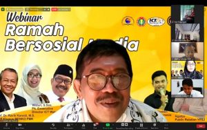 Sambutan Webinar Ramah Bersosial Media 4
