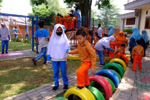 TK Al Barokah Kranggan Permai Berpartisipasi dalam Program Fun Activity di SD Silaturahim Islamic School3