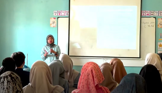 Seminar Pubertas Pada Anak Spesial untuk Tingkatkan Pemahaman Penanganan Siswa Berkebutuhan Khusus (SBK) di SD Silaturahim