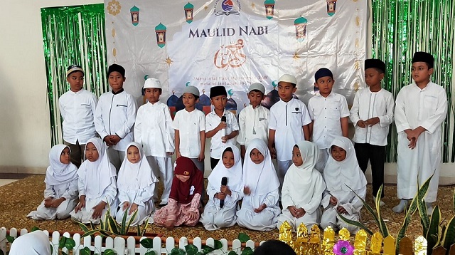 Bangun Semangat Keislaman dalam Peringatan Maulid Nabi Muhammad SAW di SD Silaturahim