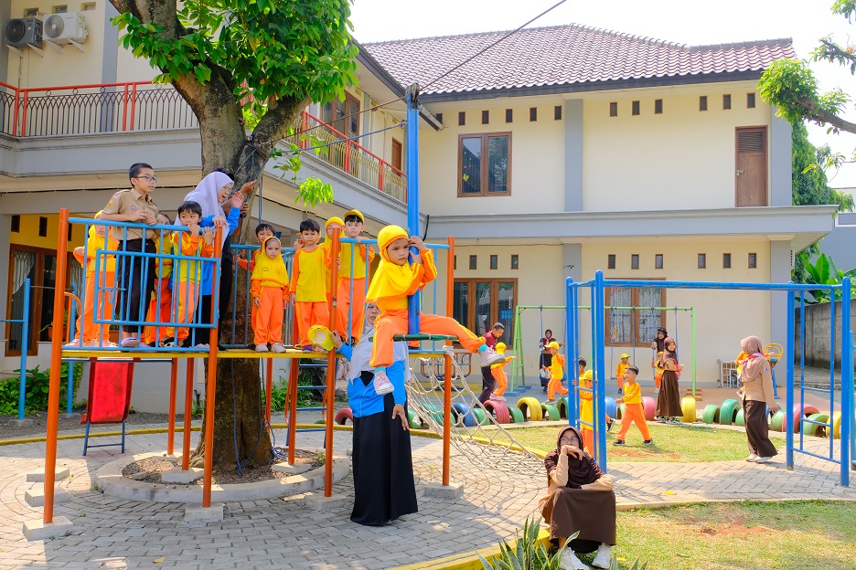 TK Islam Marlina Ikuti Fun Activity di SD Silaturahim Islamic School